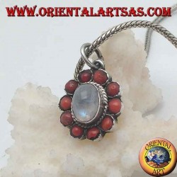 Pendentif fleur en argent avec cabochon de pierre de lune arc-en-ciel et corail tibétain avec pétales