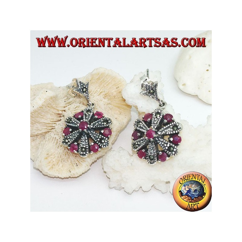 Orecchini in argento a margherita con 6 +1 rubini naturali tondi e marcassite