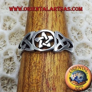 925 sterling silver ring featuring a central pentacle and openwork Tyrone Knots with an oxidized finish.