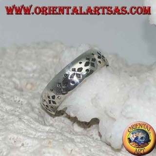 Bague en argent pour pieds ou phalange baguée avec décoration de poinçon gravée