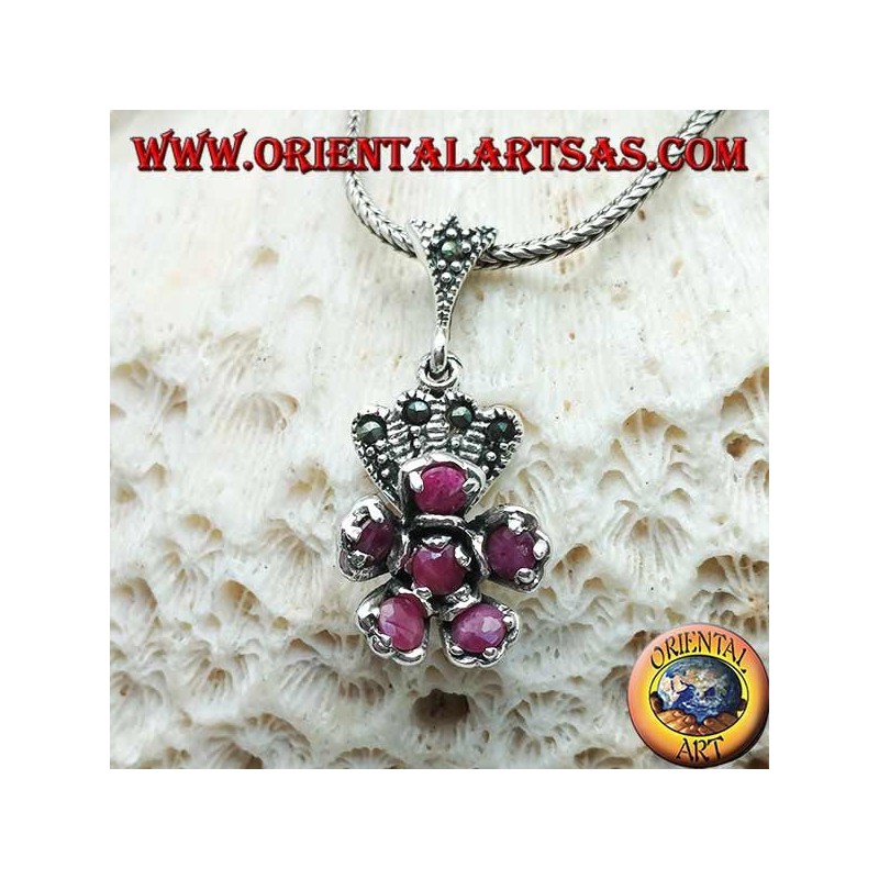 Pendentif fleur en argent de rubis naturels serti d'une couronne en marcassite