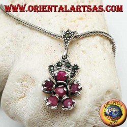 Pendentif fleur en argent de rubis naturels serti d'une couronne en marcassite