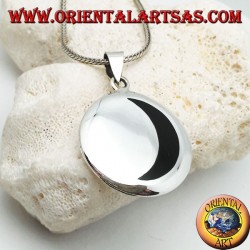 Smooth silver medallion pendant with onyx crescent