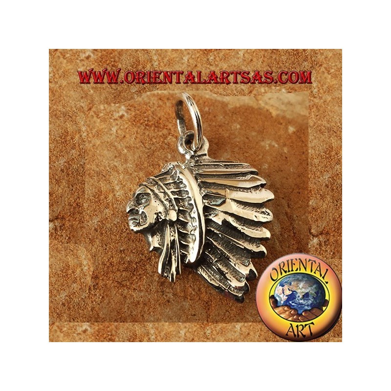ciondolo testa di Indiano in argento apache 