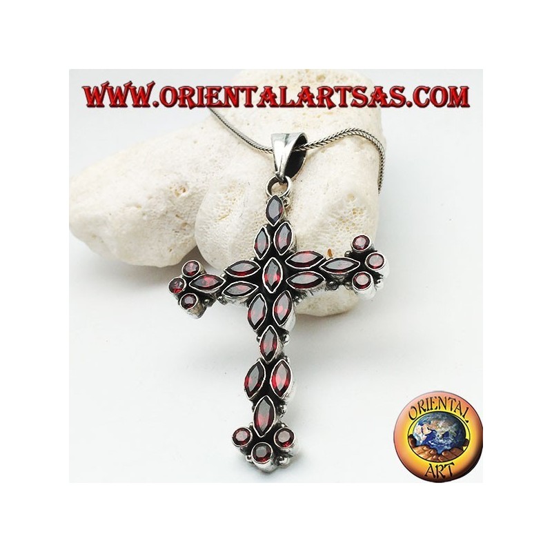 Großer silberner christlicher Kreuzanhänger aus natürlichem Shuttle und runden Granaten
