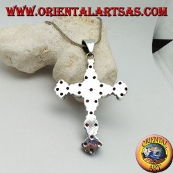 Grand pendentif croix chrétienne en argent en navette naturelle et grenats ronds