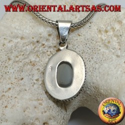 Silver pendant with oval cabochon musk agate surrounded by subtle weave