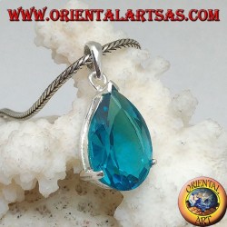 Silver pendant with a faceted blue topaz set