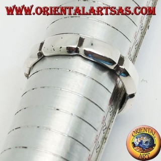 Smooth silver ring with knitted parallelepipeds