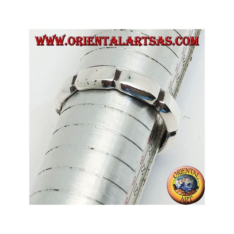 Smooth silver ring with knitted parallelepipeds