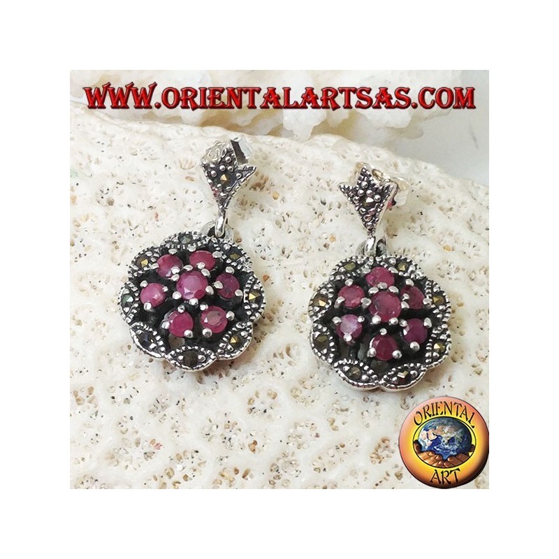 Boucles d'oreilles en argent avec triple cercles concentriques de rubis ronds naturels sertis et marcassite navette