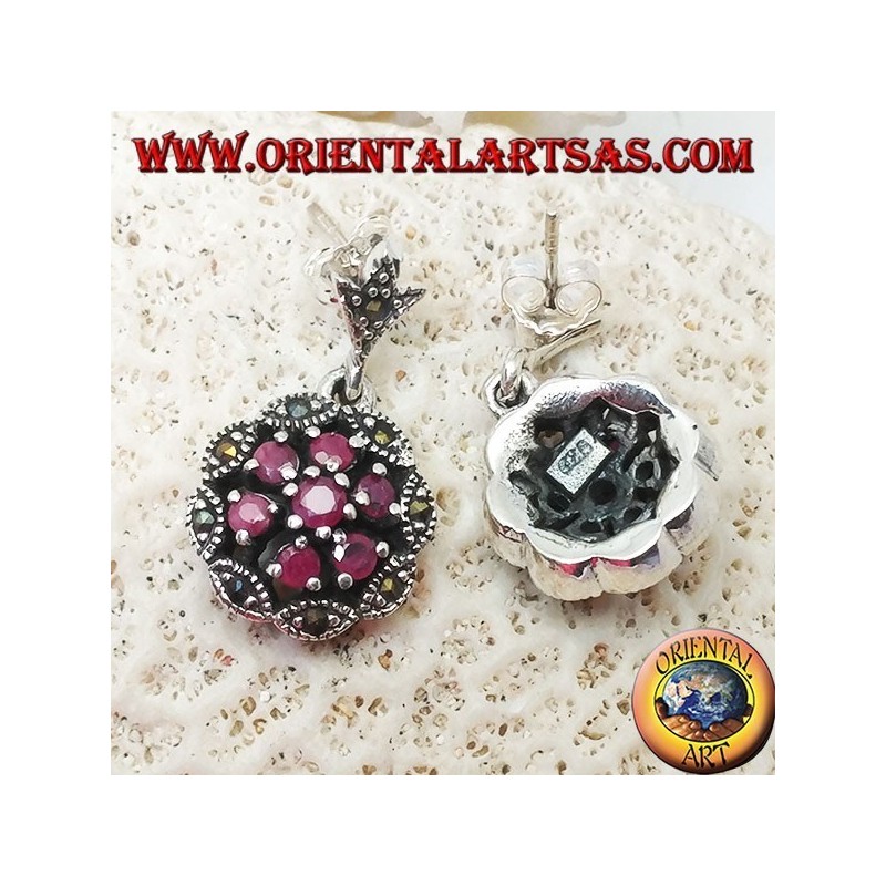 Boucles d'oreilles en argent avec triple cercles concentriques de rubis ronds naturels sertis et marcassite navette
