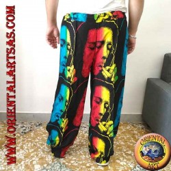 Lange Hose mit "Bob Marley" -Tasche beim Rauchen von mehrfarbigem Rayon