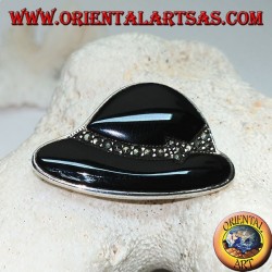 "Cloche" Hut geformte Silberbrosche aus Onyx und Markasit