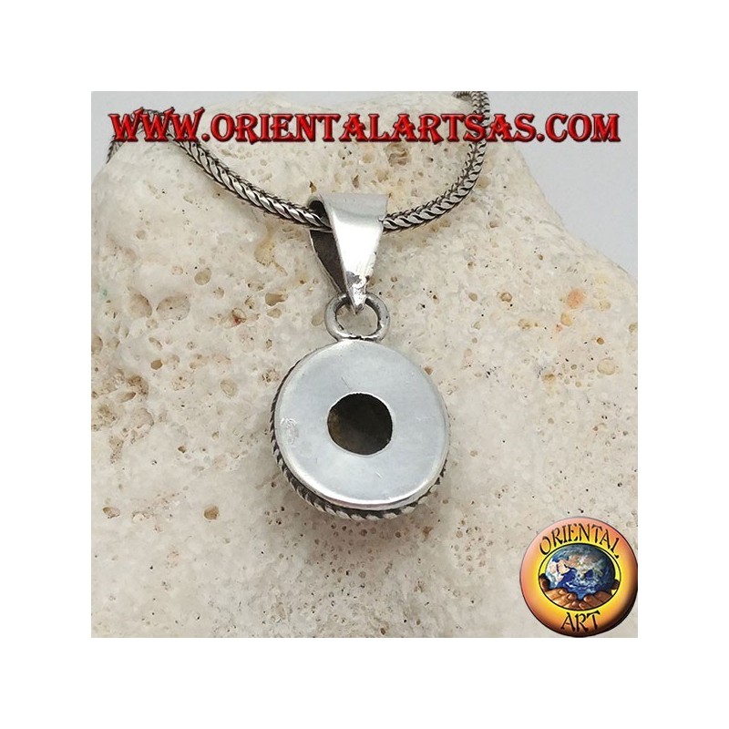 Pendentif en argent avec labradorite ovale entourée d'entrelacement