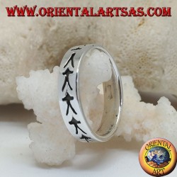 Silver ring with stylized jellyfish engraved in bas-relief