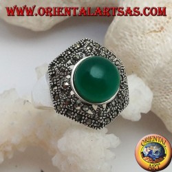 Silver ring with round green cabochon agate on a perforated decorated marcasite hexagon
