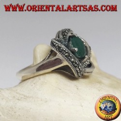 Bague en argent avec émeraude ovale naturelle sertie de fils 3D avec maracssite