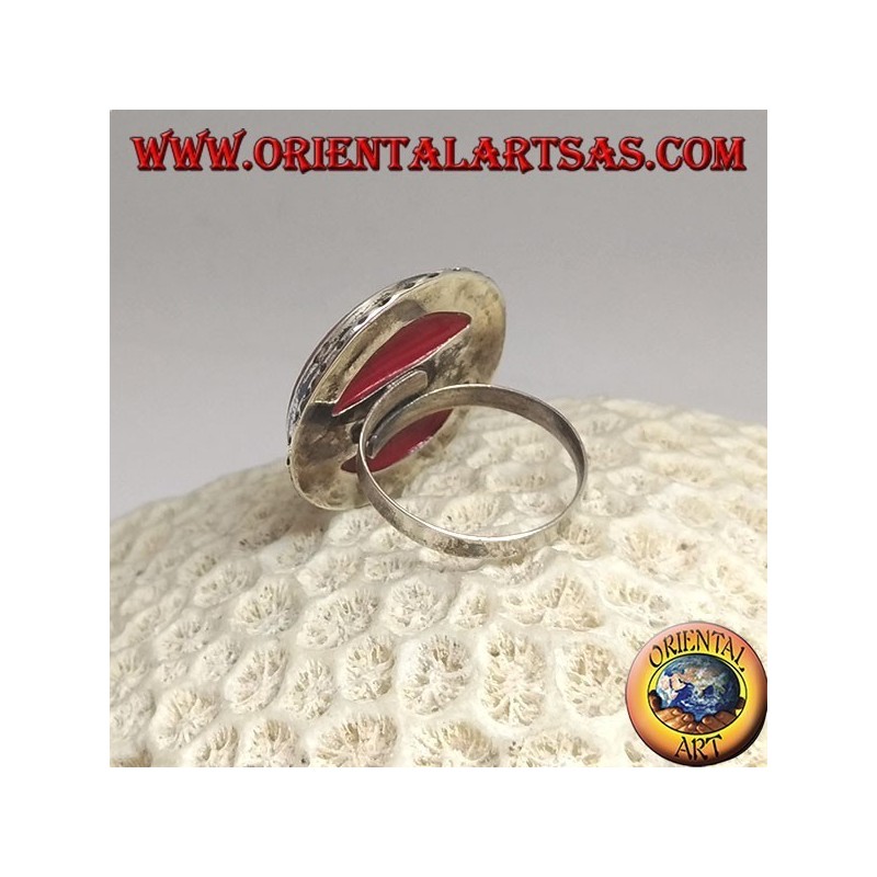 Round silver ring with red madrepora (coral) surrounded by adjustable disks (freesize)