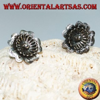 Orecchini in argento a forma di fiore "aquilegia" da lobo