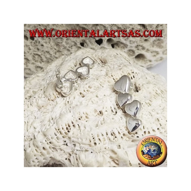 Silver earrings with a row of 4 smooth lobe hearts