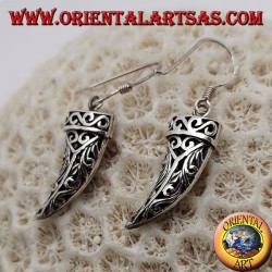 Boucles d'oreilles en argent en forme de corne ajourée ajourée à décor floral