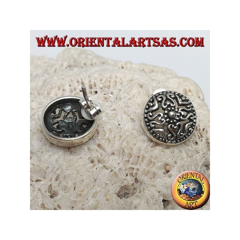 Round lobe silver earrings with perforated ethnic decorations