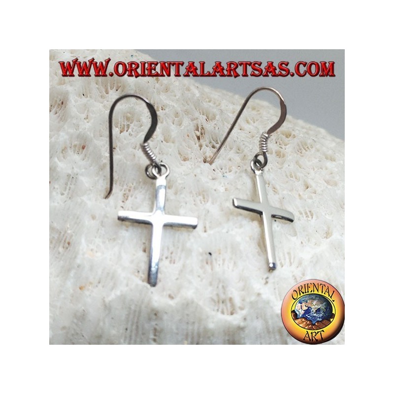 Pendientes de plata con simple colgante de cruz cristiana lisa