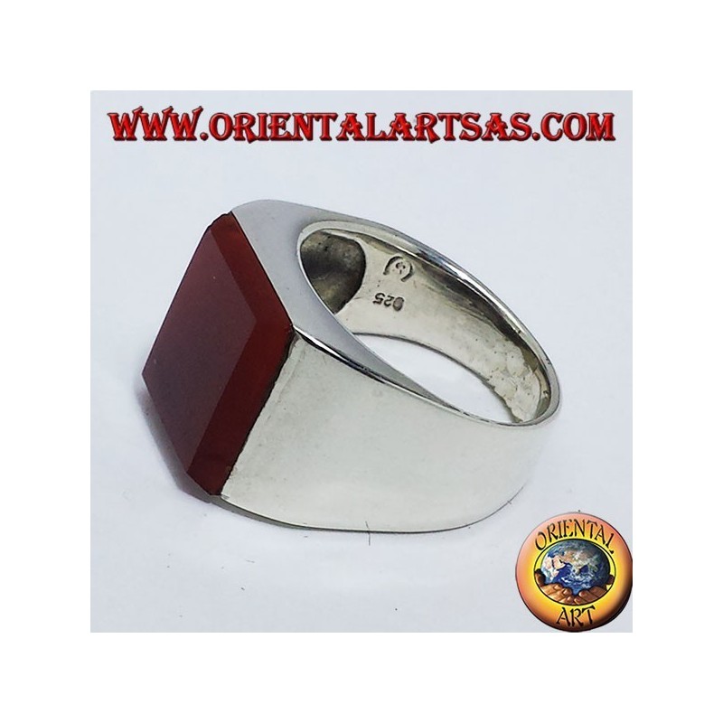 Smooth silver ring with overlapping square carnelian