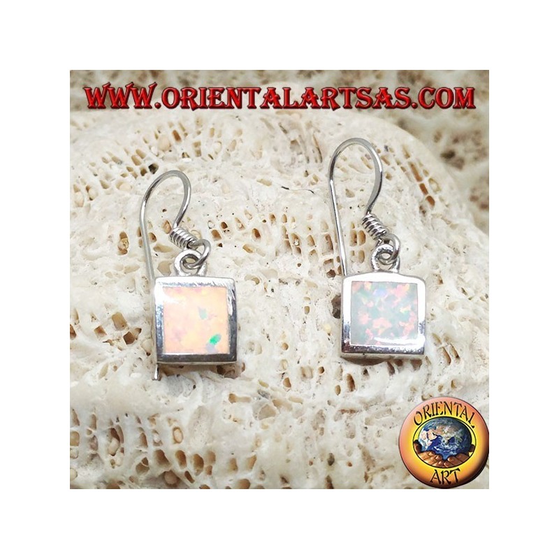 Silberne Ohrringe mit quadratischem weißem Opal und glattem Rahmen
