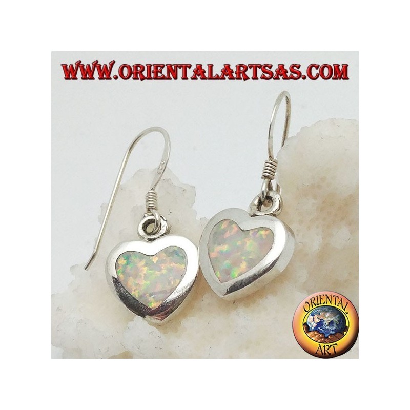 Orecchini in argento pendenti con opale bianco a forma di cuore e montatura liscia