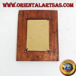 Marco de fotos con líneas oblicuas grabadas en madera de pino 25x20 cm.