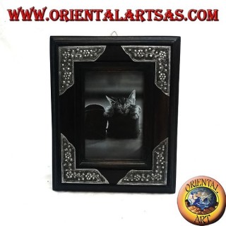 Fotorahmen aus Mangoholz mit vier 20 x 16 cm großen Silbereinsätzen mit Blumendekor