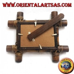 Marco de fotos en madera de teca y con inserción de cuatro cañas de bambú de 28x23 cm.