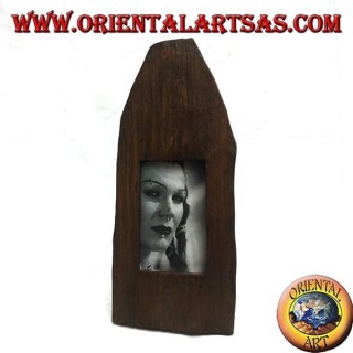 Marco de fotos truncado con tronco puntiagudo en madera de teca antigua 35x15 cm