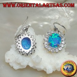 Boucles d'oreilles en argent avec opale de feu bleu ovale sertie de zircone cubique (grand)