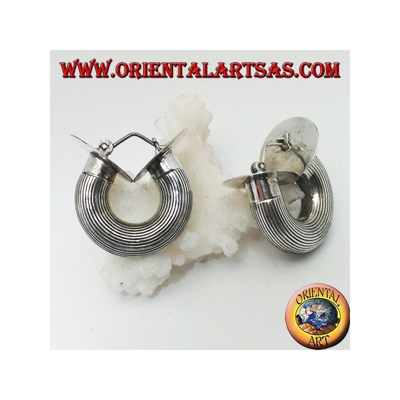 Wide circle striped silver earrings with cylindrical section and final discs