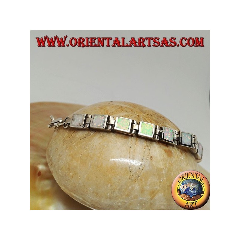 Bracciale in argento a maglia d'orologio con diciotto opali arlecchino quadrati