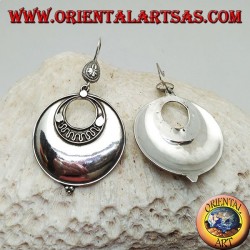 Grandes boucles d'oreilles rondes en argent avec disques concentriques et trois boules en dessous
