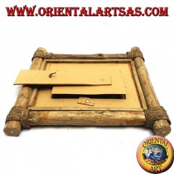 Vertical photo frame in coffee wood and decorations in bark sticks of 29 x 28 cm