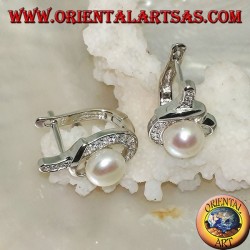 Silberne Ohrringe mit Hebelverschluss mit Perle in einem mit Zirkonia geknoteten Faden