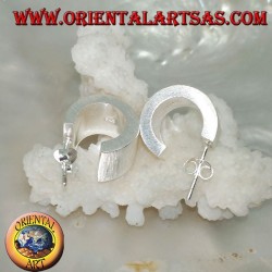 Boucles d'oreilles larges en argent carré avec finition satinée et fermoir papillon 15 mm