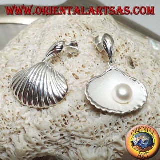 Silver earrings with satin mother shell inside and freshwater pearl