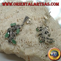 Conjunto de pendientes de plata con hojas tachonadas de marcasita y esmeraldas naturales.