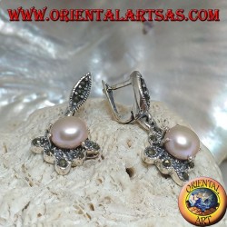Silver earrings with freshwater pearl set on a square marcassite rhombus