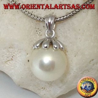 Pendentif en argent avec perle d'eau douce géante et capuchon de feuille