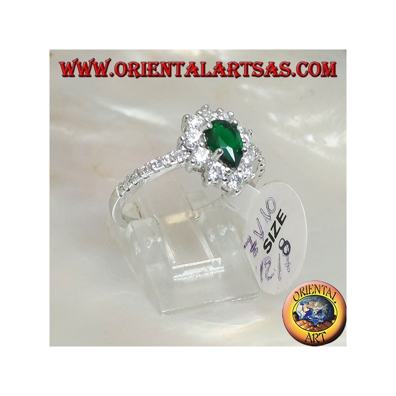 Silberring mit synthetischem Tropfen Smaragd, umgeben von Zirkonen