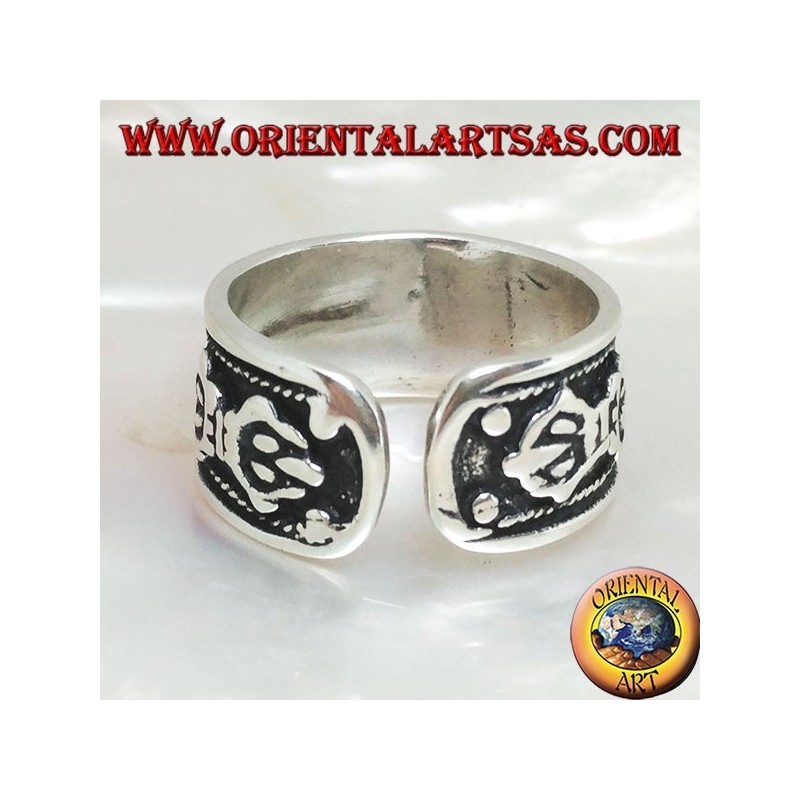 Silver band ring with Tibetan mantra OM MANI PADME HUM in relief (freesize)