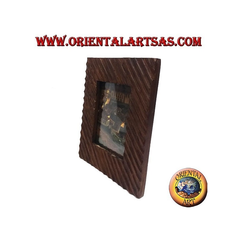Photo frame with oblique lines engraved in pine wood 30 x 26 cm