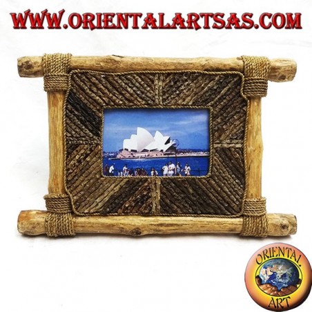 Marco de fotos horizontal en madera de café y decoraciones de palo de corteza 19 x 29 cm